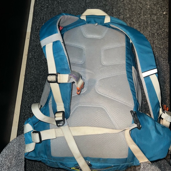 Blue Hiking Backpack - Picture 3 of 4